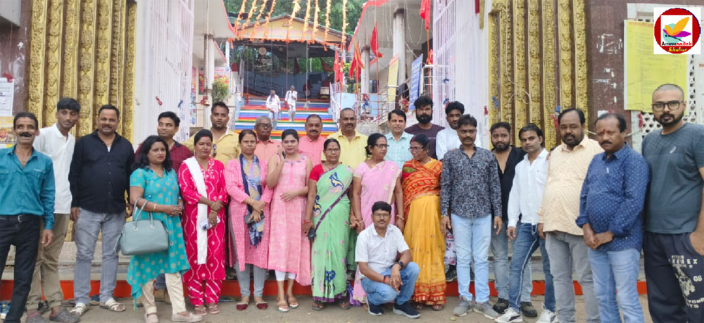 सावन माह के दौरान Pahari Mandir में भव्य संध्या महा-आरती की तैयारी